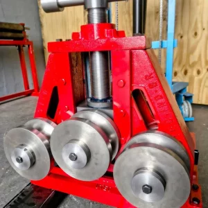 CALANDRA PARA TUBOS E PERFIS M3 MOTORIZADA