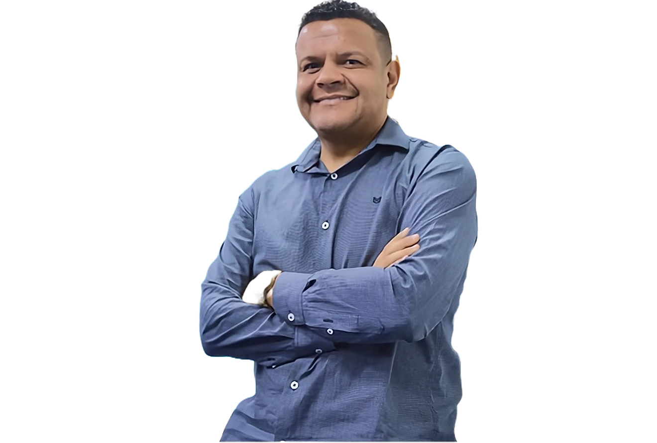 Sr. Levi Carvalho - Diretor Canella & Santos