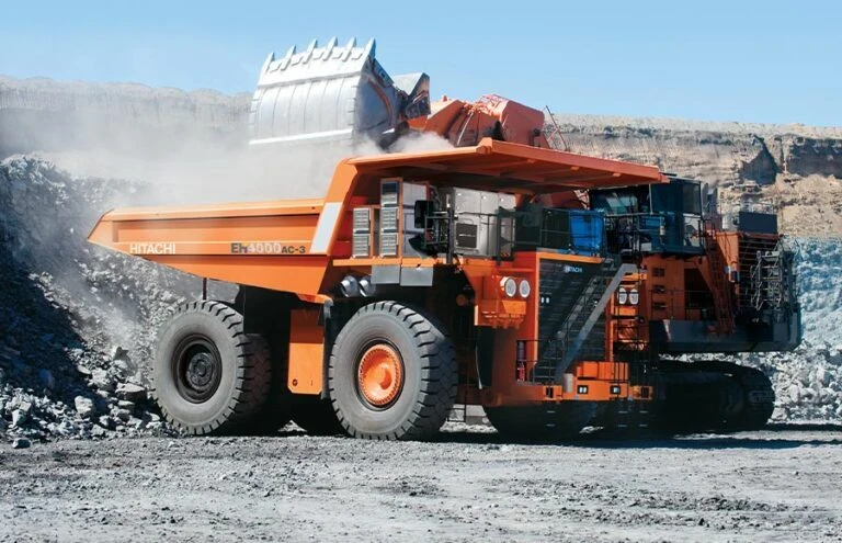 Caminhão Hitachi EH4000AC3 - Diesel