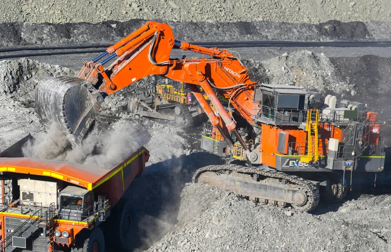 HITAHI EX5600-7 é na ZAMine Brasil