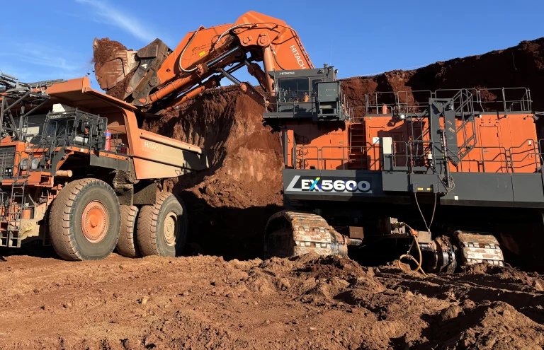 HITAHI EX5600-7 é na ZAMine Brasil